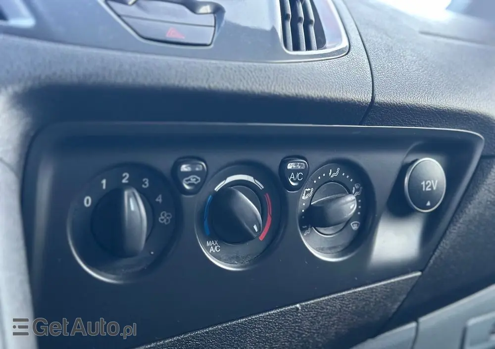 FORD Tourneo Custom 310 L1H1 VA Autm Titanium