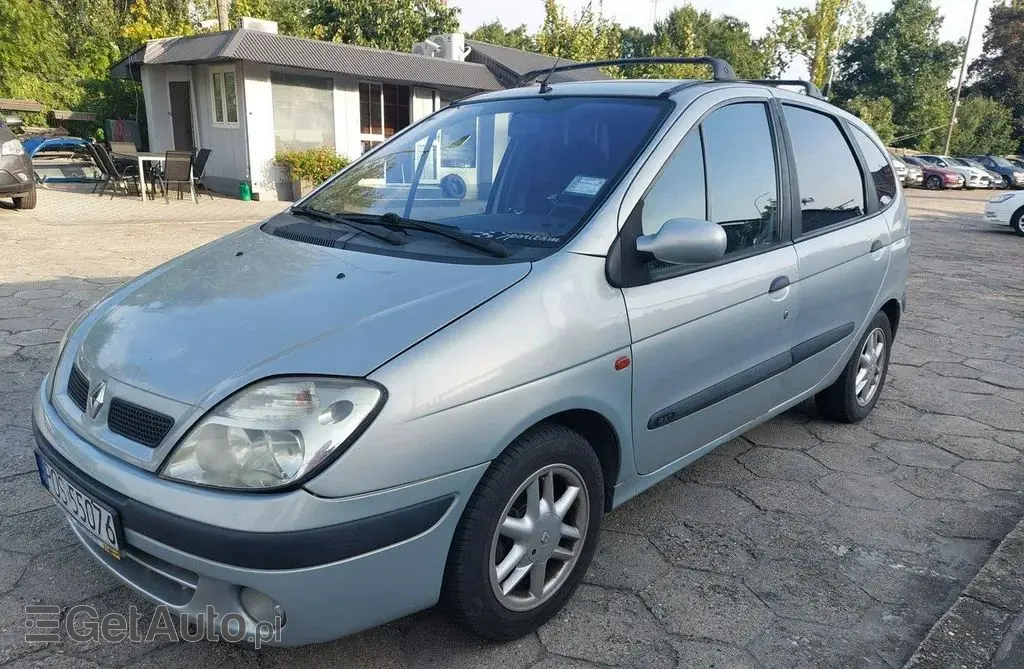 RENAULT Scenic 