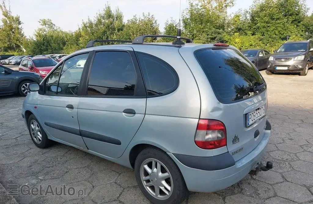 RENAULT Scenic 