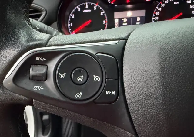 OPEL Crossland 1.2 Automatik Elegance