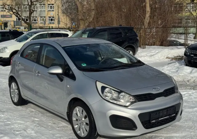 KIA Rio 1.2 XL