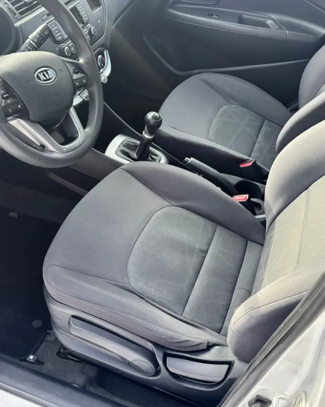 KIA Rio 1.2 XL