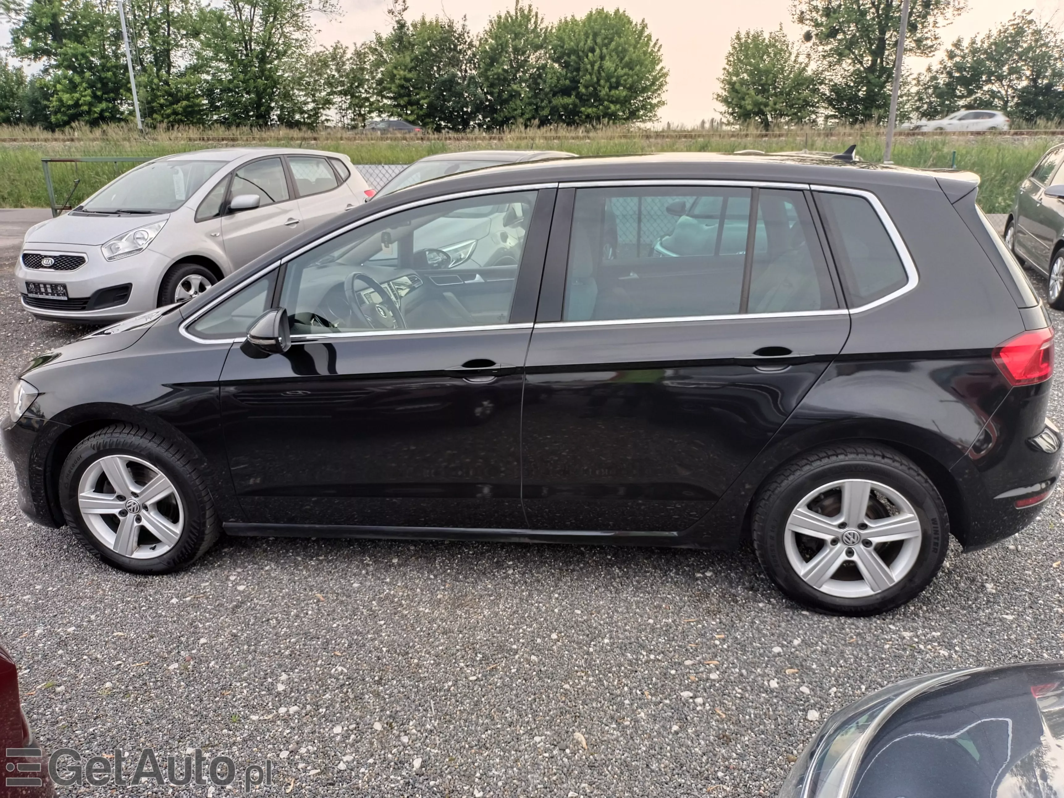 VOLKSWAGEN Golf Sportsvan 