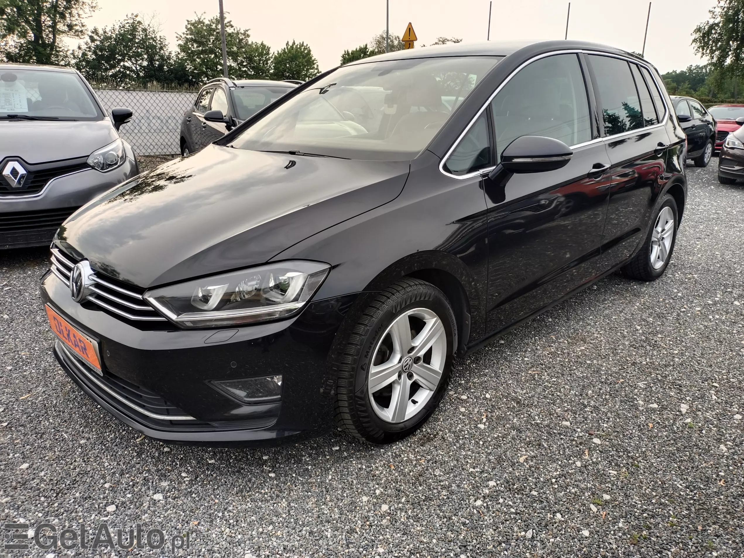 VOLKSWAGEN Golf Sportsvan 