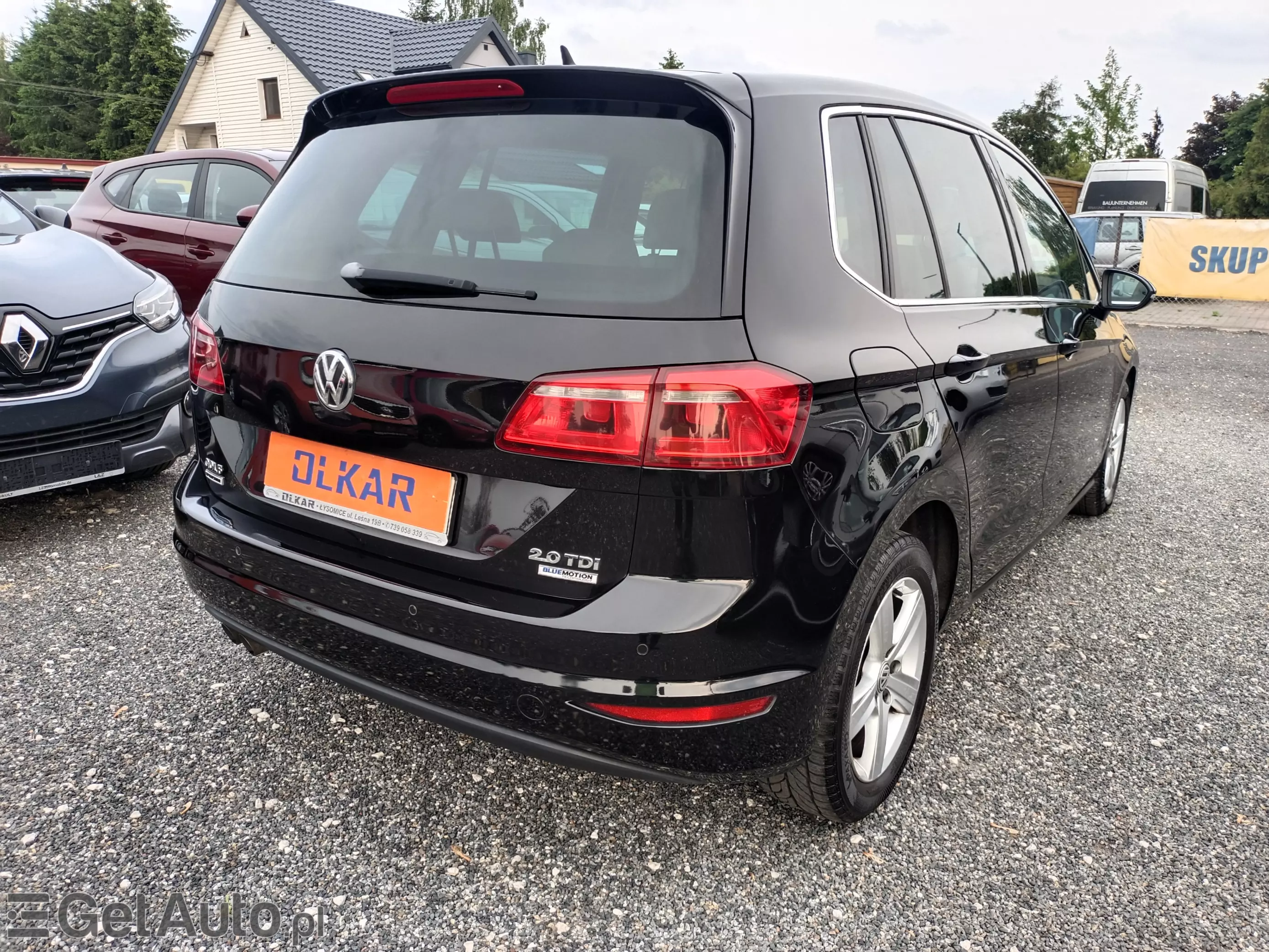 VOLKSWAGEN Golf Sportsvan 