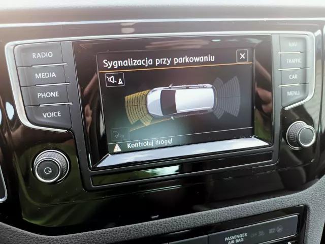 VOLKSWAGEN Golf Sportsvan 