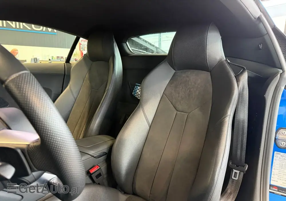 AUDI R8 Coupé V10 RWD