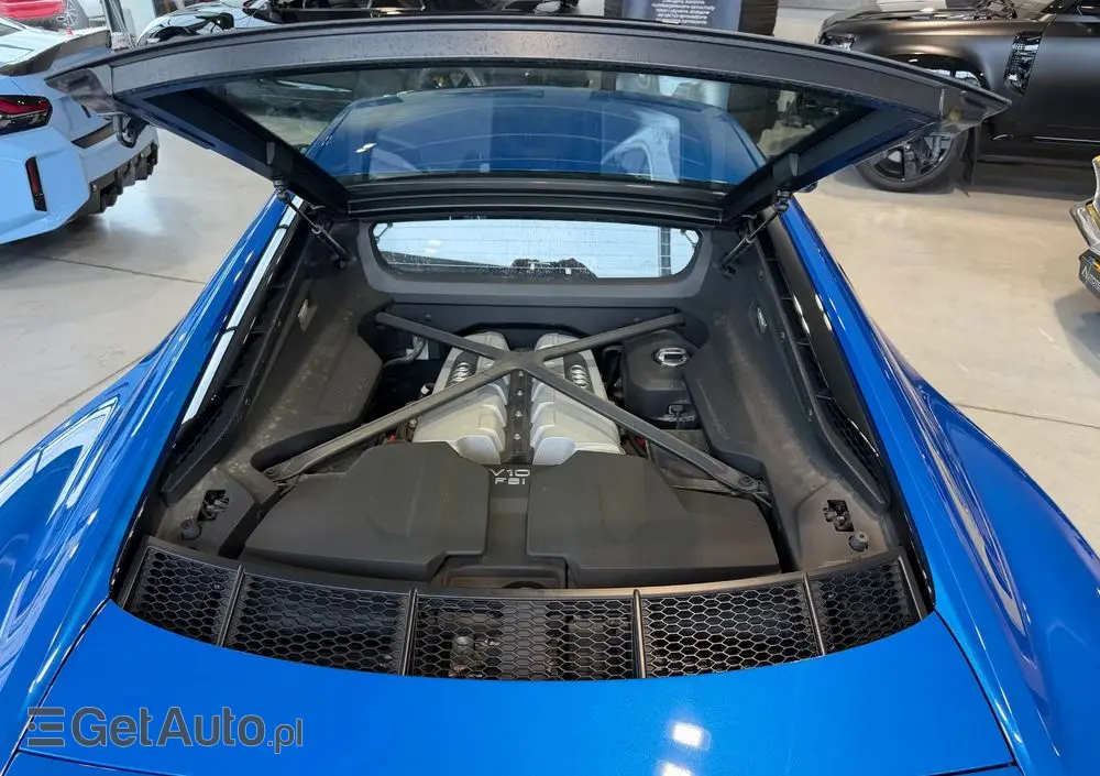 AUDI R8 Coupé V10 RWD