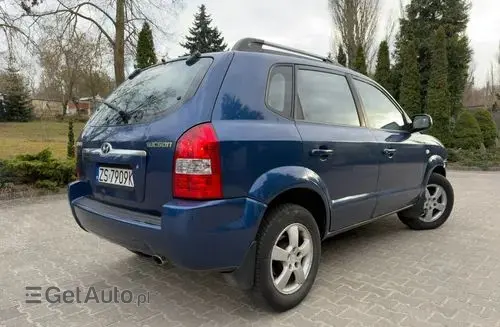 HYUNDAI Tucson 