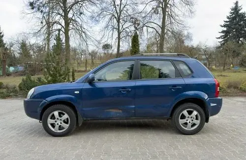 HYUNDAI Tucson 
