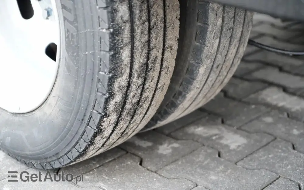 IVECO DAILY 35-140 / WYWROTKA / BRYGADOWKA - 6 MIEJSC  / BLIŹNIAK / MANUAL / 