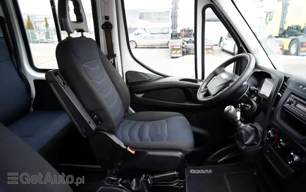 IVECO DAILY 35-140 / WYWROTKA / BRYGADOWKA - 6 MIEJSC  / BLIŹNIAK / MANUAL / 