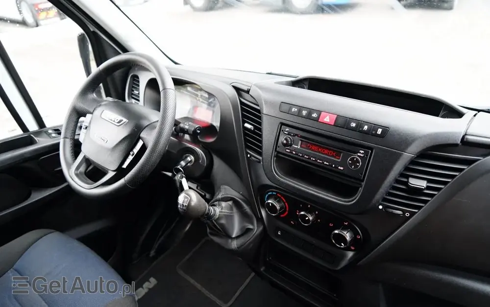 IVECO DAILY 35-140 / WYWROTKA / BRYGADOWKA - 6 MIEJSC  / BLIŹNIAK / MANUAL / 