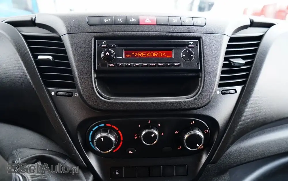 IVECO DAILY 35-140 / WYWROTKA / BRYGADOWKA - 6 MIEJSC  / BLIŹNIAK / MANUAL / 