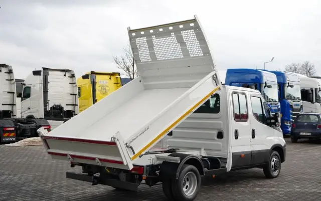 IVECO DAILY 35-140 / WYWROTKA / BRYGADOWKA - 6 MIEJSC  / BLIŹNIAK / MANUAL / 