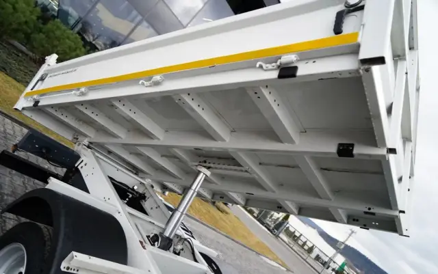 IVECO DAILY 35-140 / WYWROTKA / BRYGADOWKA - 6 MIEJSC  / BLIŹNIAK / MANUAL / 