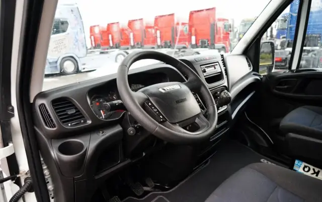 IVECO DAILY 35-140 / WYWROTKA / BRYGADOWKA - 6 MIEJSC  / BLIŹNIAK / MANUAL / 