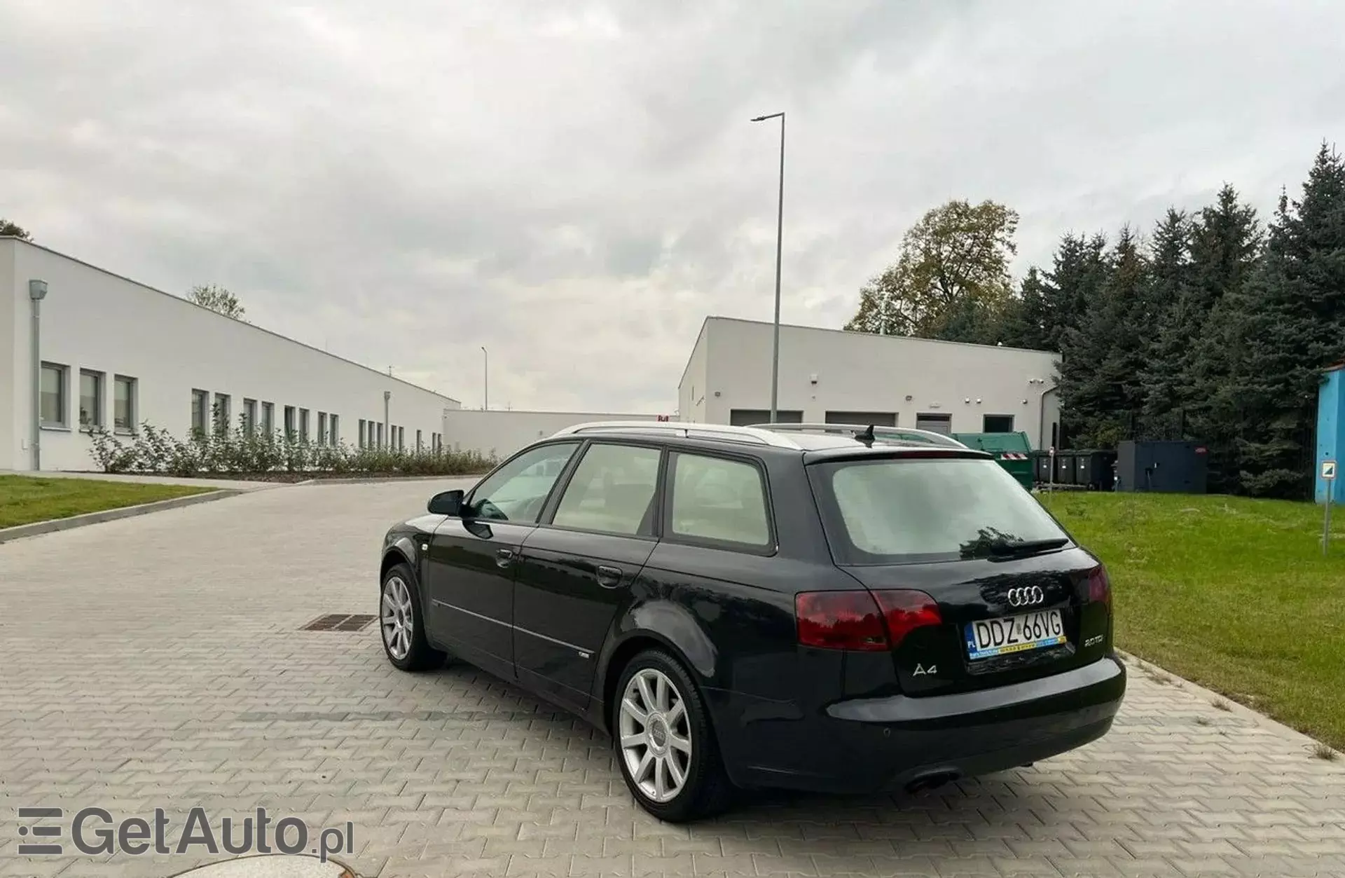 AUDI A4 
