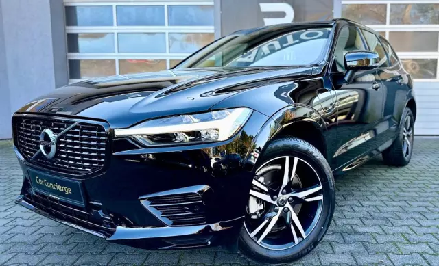 VOLVO XC 60 T6 AWD Plug-In Hybrid R-Design