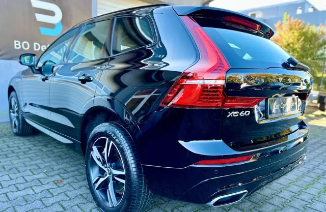 VOLVO XC 60 T6 AWD Plug-In Hybrid R-Design