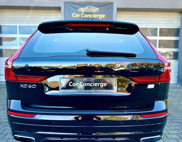 VOLVO XC 60 T6 AWD Plug-In Hybrid R-Design