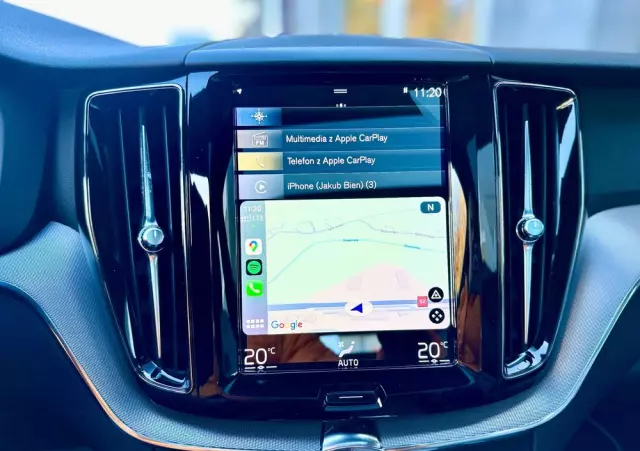 VOLVO XC 60 T6 AWD Plug-In Hybrid R-Design