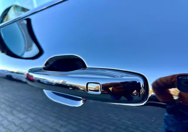 VOLVO XC 60 T6 AWD Plug-In Hybrid R-Design