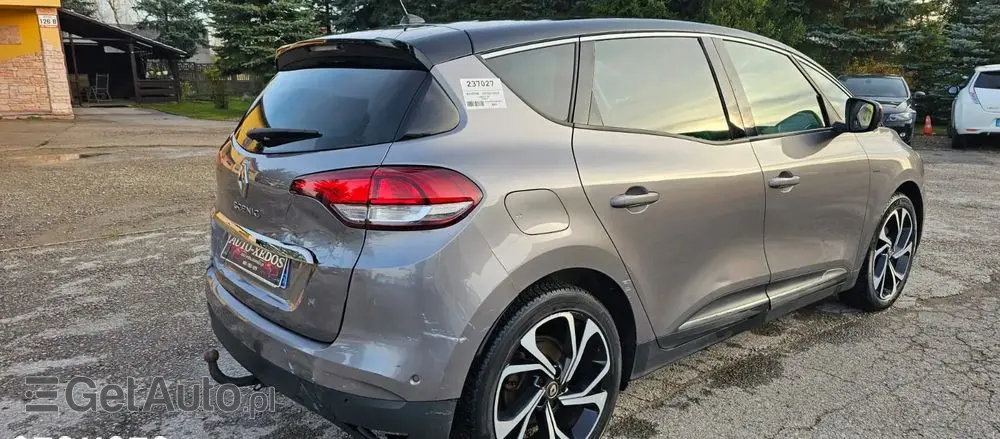 RENAULT Scenic BLUE dCi 120 BOSE EDITION