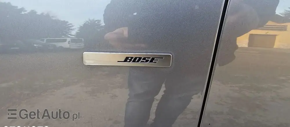 RENAULT Scenic BLUE dCi 120 BOSE EDITION