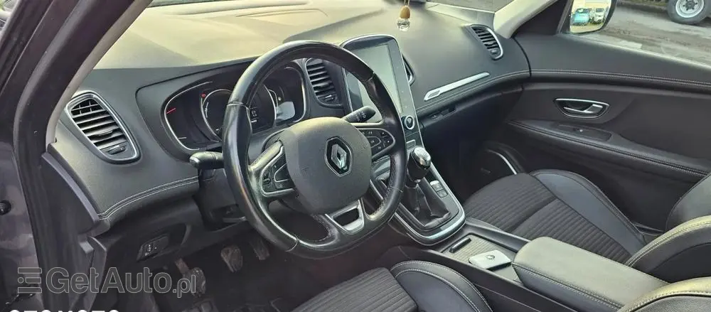 RENAULT Scenic BLUE dCi 120 BOSE EDITION