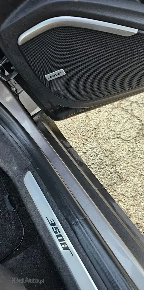 RENAULT Scenic BLUE dCi 120 BOSE EDITION