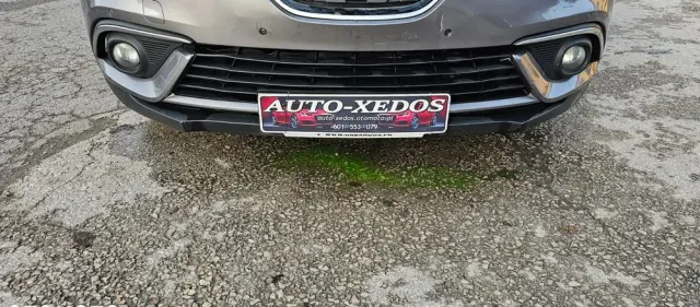 RENAULT Scenic BLUE dCi 120 BOSE EDITION