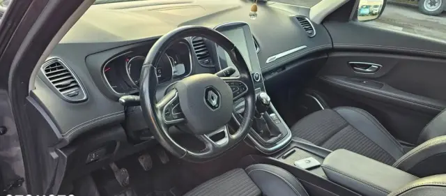 RENAULT Scenic BLUE dCi 120 BOSE EDITION