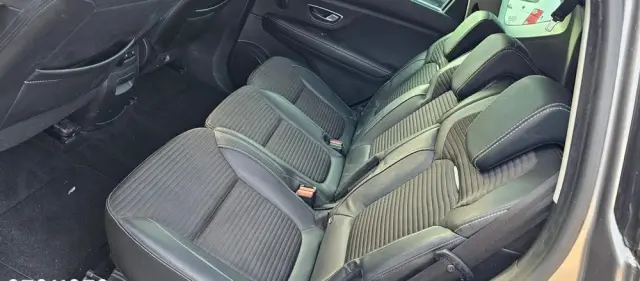 RENAULT Scenic BLUE dCi 120 BOSE EDITION