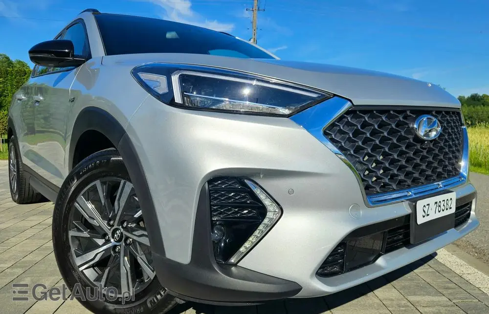 HYUNDAI Tucson 