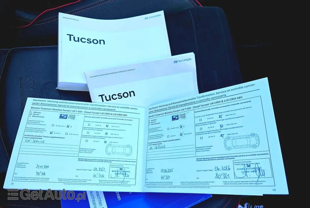 HYUNDAI Tucson 
