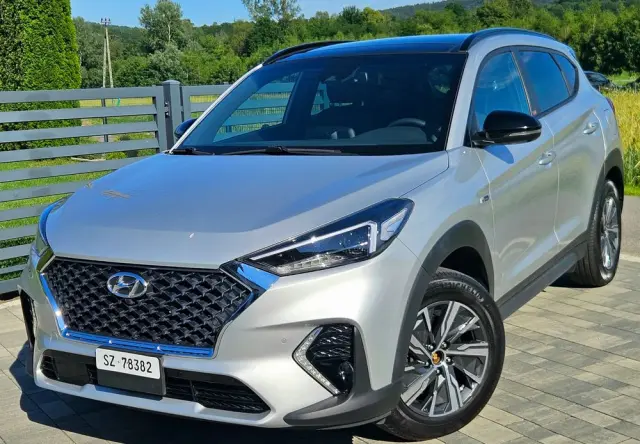 HYUNDAI Tucson 