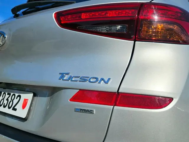 HYUNDAI Tucson 