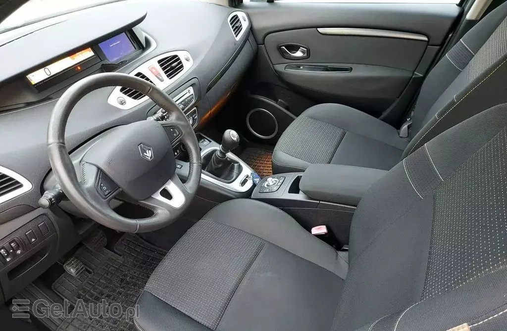 RENAULT Scenic 