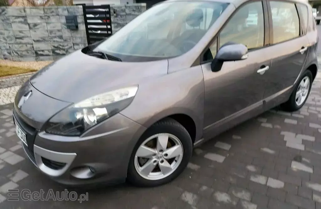 RENAULT Scenic 