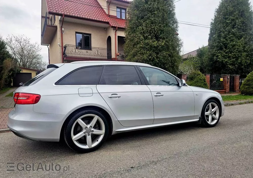 AUDI A4 Avant 2.0 TDI DPF quattro S tronic S line Sportpaket
