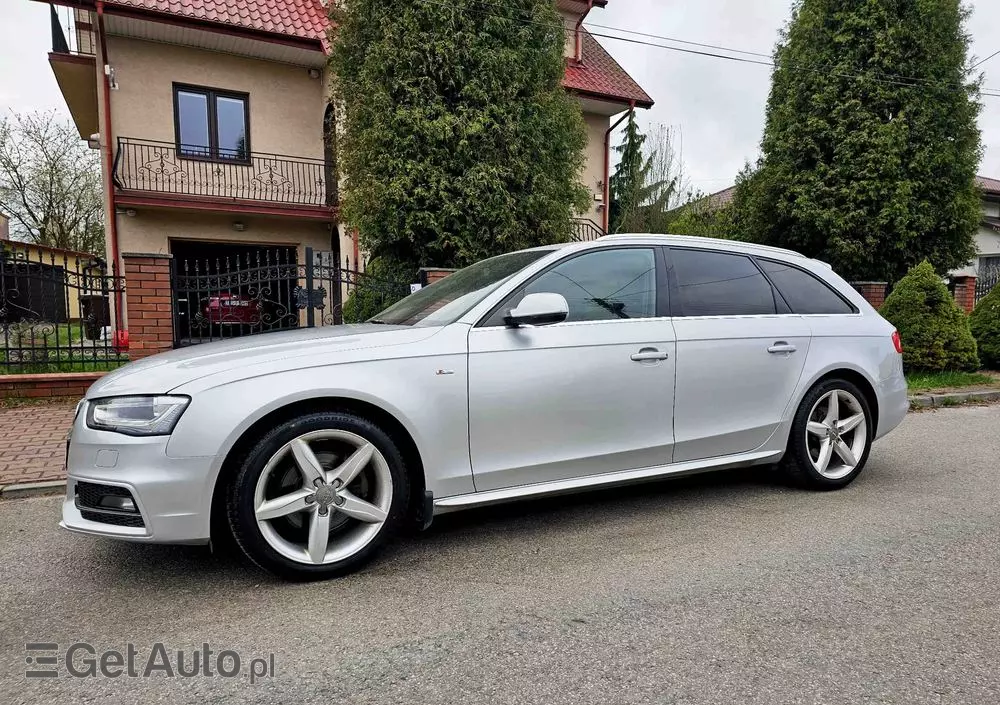AUDI A4 Avant 2.0 TDI DPF quattro S tronic S line Sportpaket