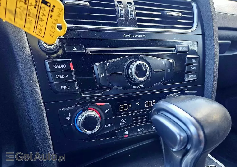 AUDI A4 Avant 2.0 TDI DPF quattro S tronic S line Sportpaket