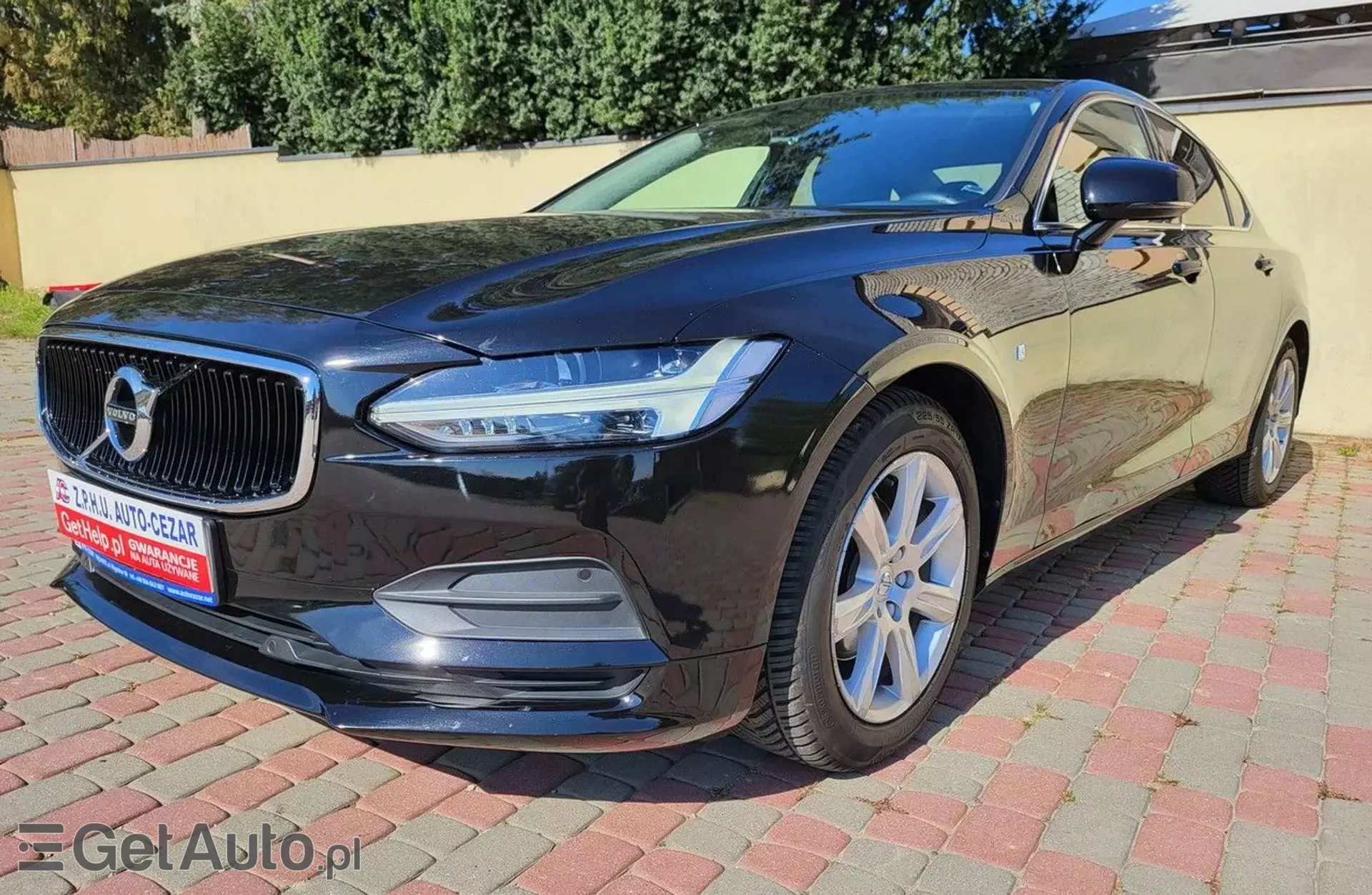 VOLVO S90 