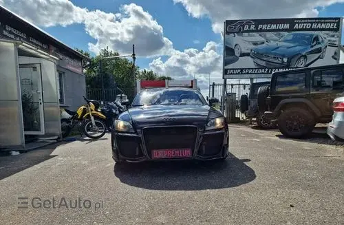 AUDI TT 