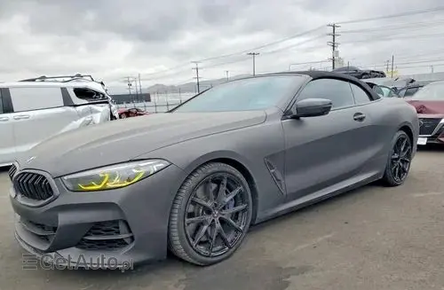 BMW M 8 