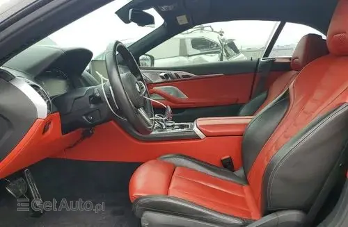 BMW M 8 