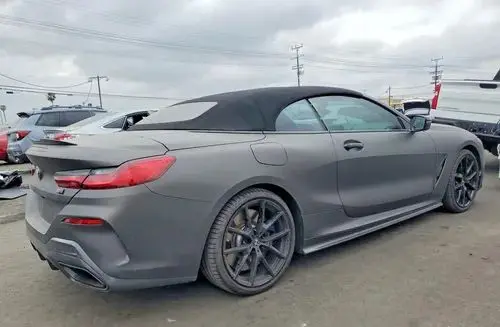 BMW M 8 
