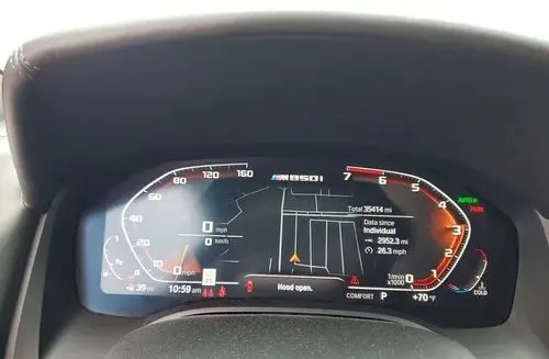 BMW M 8 