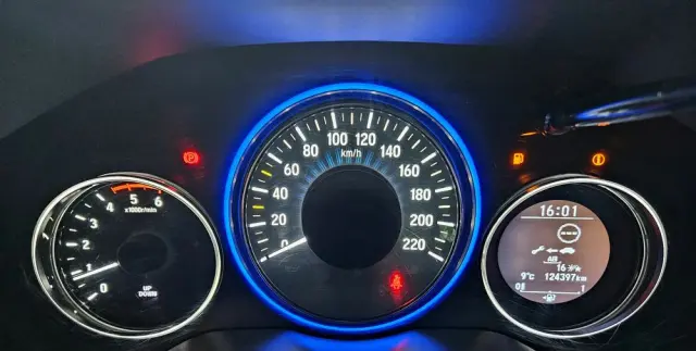 HONDA HR-V 1.6 i-DTEC Comfort (Honda Connect+)